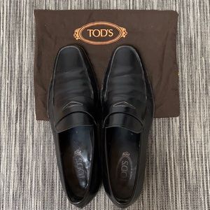 Tod’s leather loafers